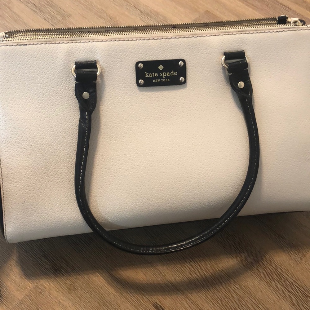 Kate Spade Handbag in shell color